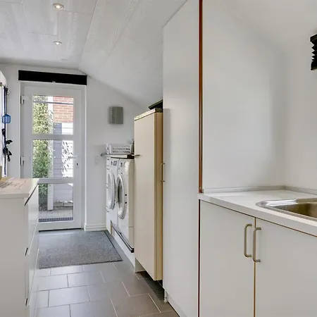 Asfrith - 400m From The Sea By Interhome